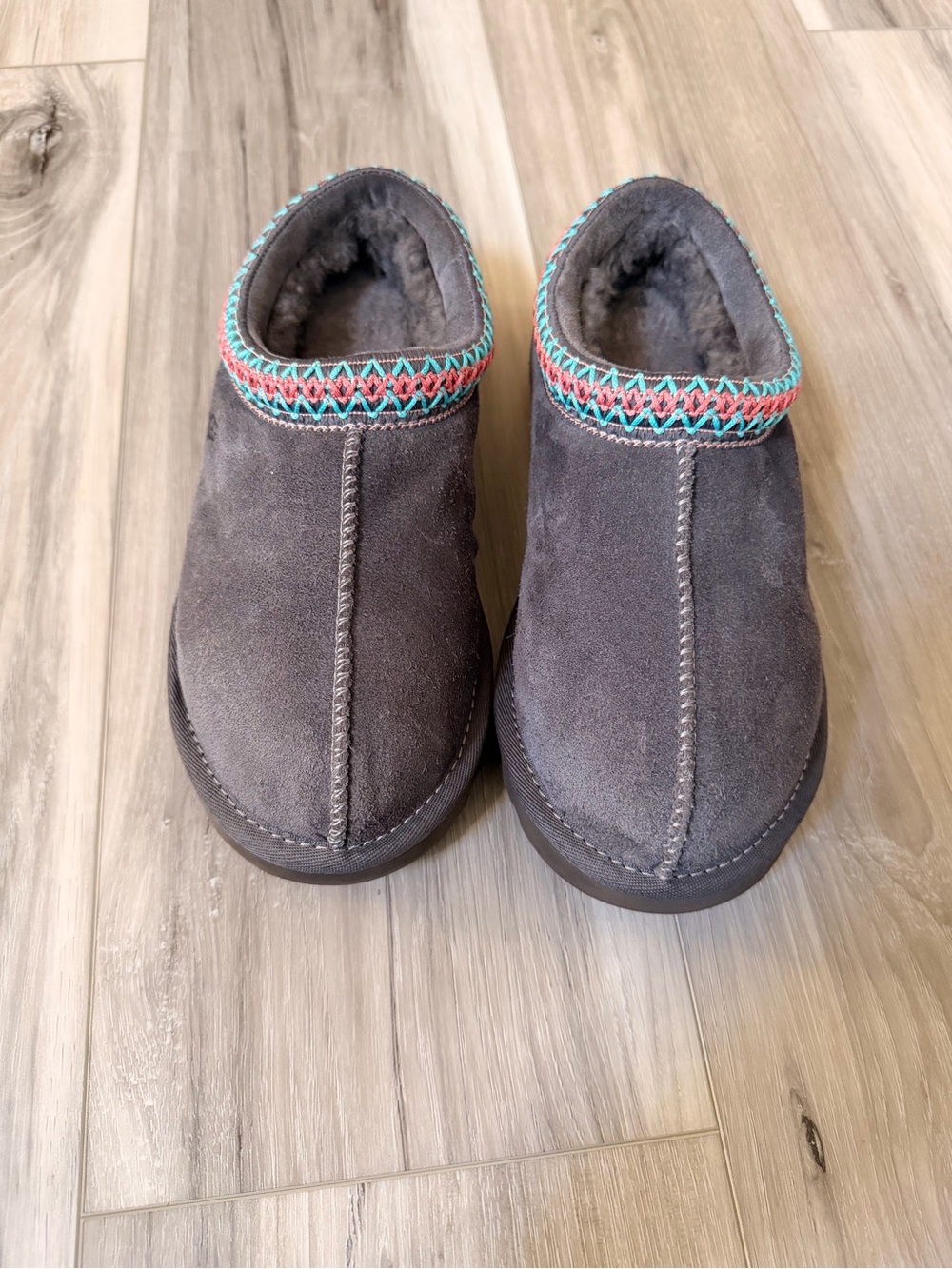 UGG Tasman Slippers Brown Suede Shearling Lined Women’s Size 7 EU 38